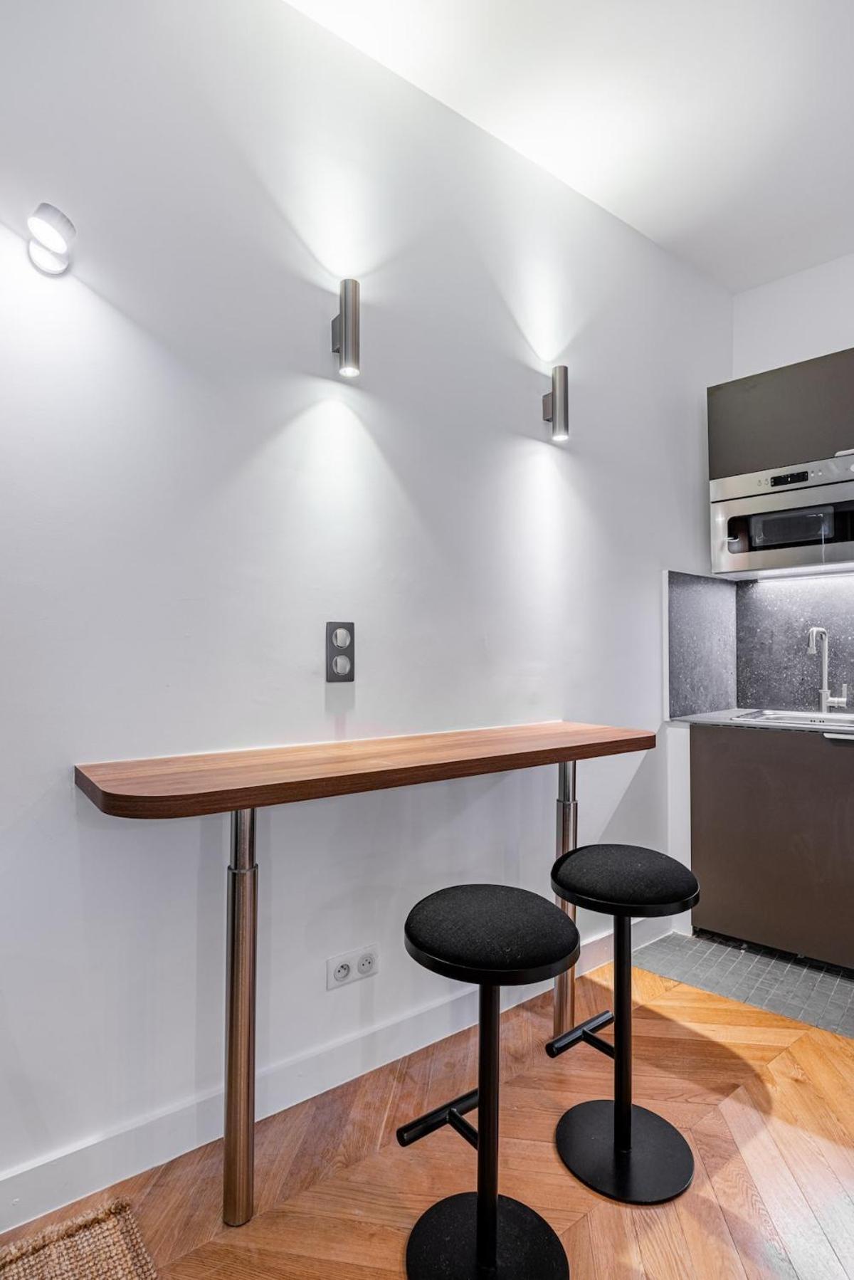 Apartment Typical Parisian In Le Marais#4 Pers Paris